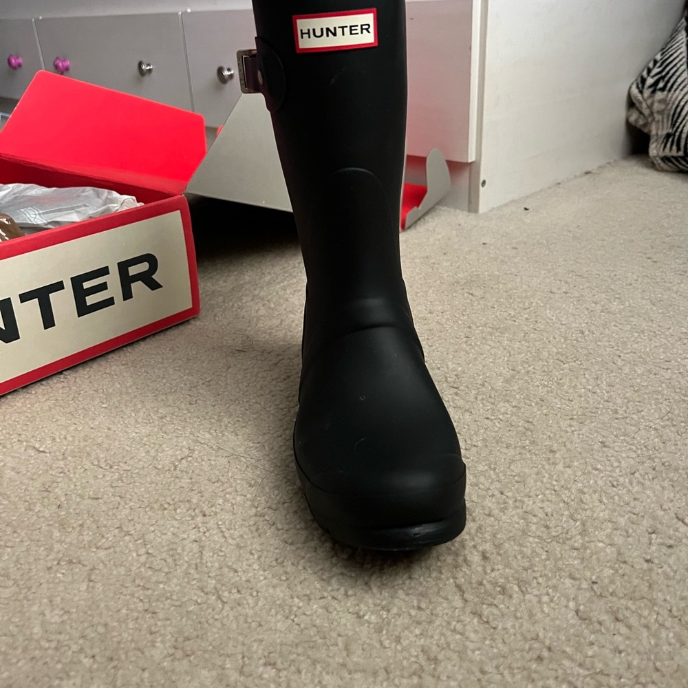 Short Hunter Waterproof Boot - Picture 2 of 7